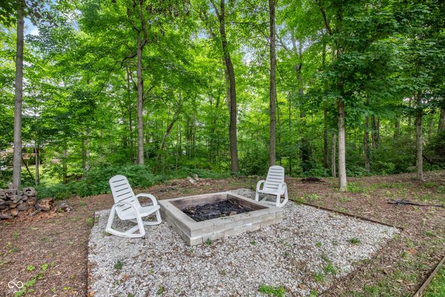 8114 Black Oak Drive, Plainfield, IN 46168