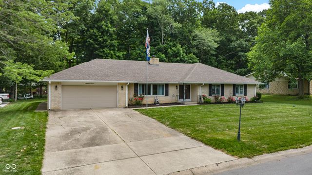 8114 Black Oak Drive, Plainfield, IN 46168