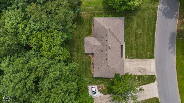 8114 Black Oak Drive, Plainfield, IN 46168