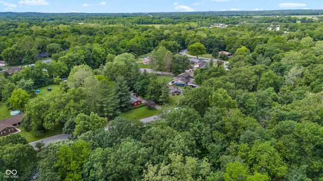 8114 Black Oak Drive, Plainfield, IN 46168