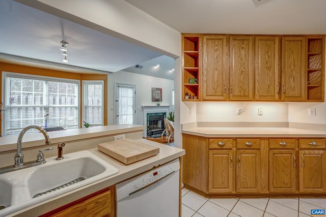 1374 WIMBLEDON WAY, Charlottesville, VA 22901