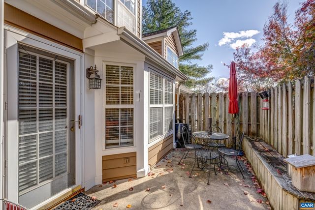 1374 WIMBLEDON WAY, Charlottesville, VA 22901