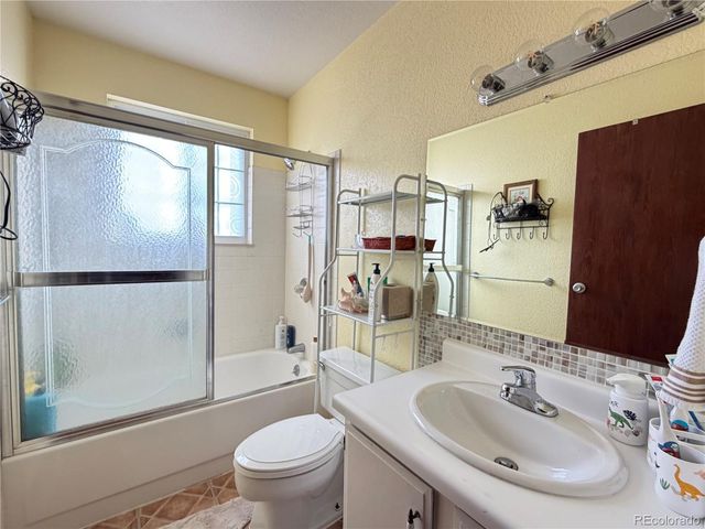 4784 S Olathe Way, Aurora, CO 80015