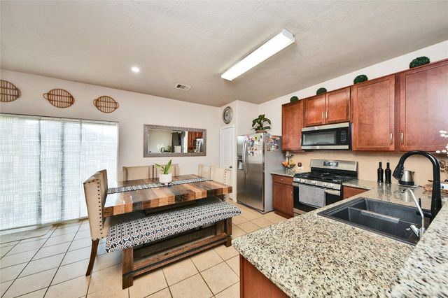 1107 Starflower Lane, Baytown, TX 77521