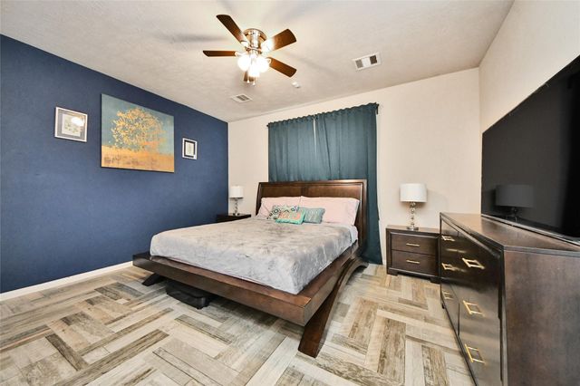 1107 Starflower Lane, Baytown, TX 77521