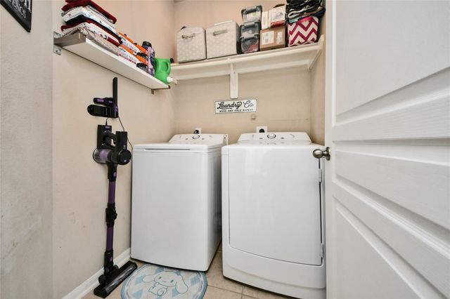 1107 Starflower Lane, Baytown, TX 77521