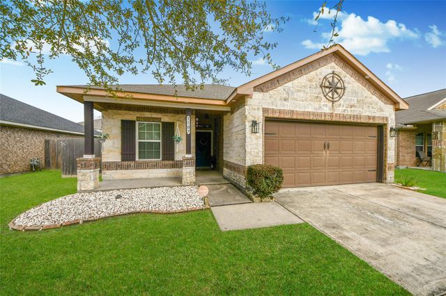 1107 Starflower Lane, Baytown, TX 77521