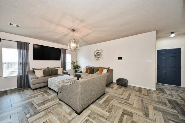 1107 Starflower Lane, Baytown, TX 77521