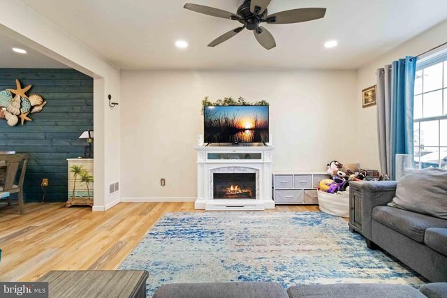 39 LAUREL DR, Myerstown, PA 17067