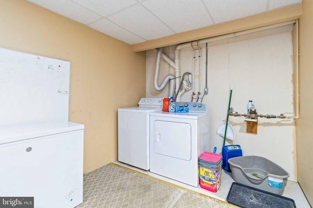 39 LAUREL DR, Myerstown, PA 17067