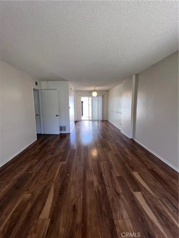 8221 GINNIS Green, Buena Park, CA 90621