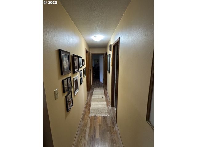 3700 VISTA Dr, North Bend, OR 97459