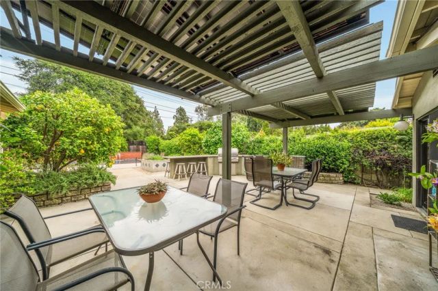 1382 Via Zurita Street, Claremont, CA 91711