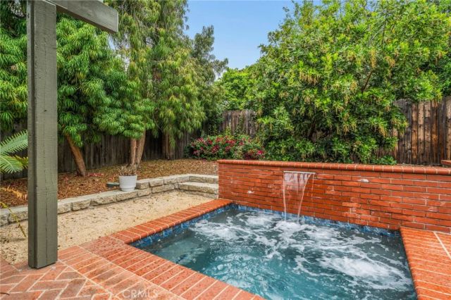 1382 Via Zurita Street, Claremont, CA 91711