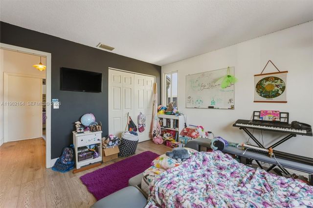 235 SW 159th Way, Sunrise, FL 33326