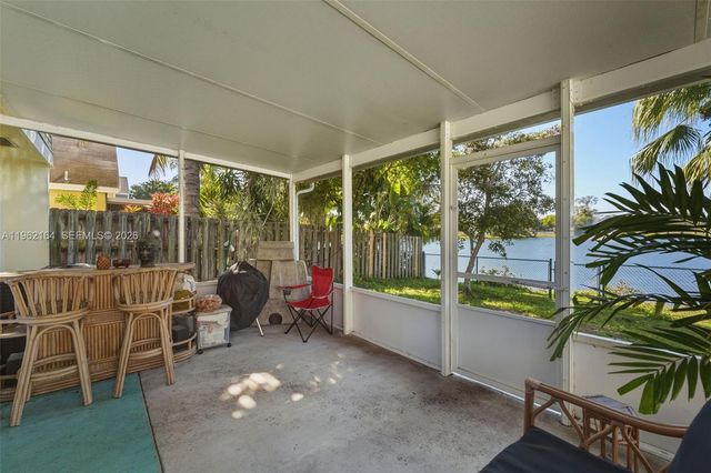 235 SW 159th Way, Sunrise, FL 33326