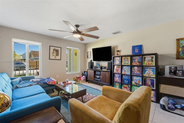 235 SW 159th Way, Sunrise, FL 33326