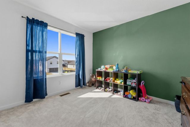 479 S Summit Drive, Willard, MO 65781