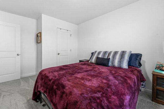 479 S Summit Drive, Willard, MO 65781