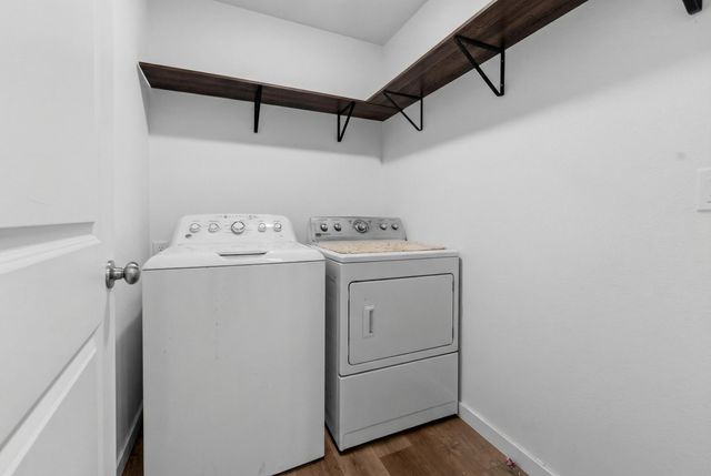 479 S Summit Drive, Willard, MO 65781