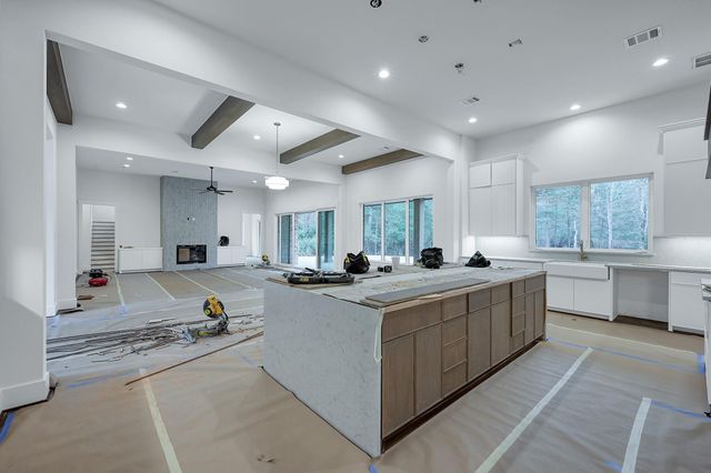 4727 Saguaro Road, Montgomery, TX 77316