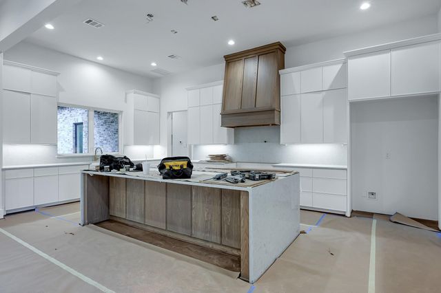 4727 Saguaro Road, Montgomery, TX 77316