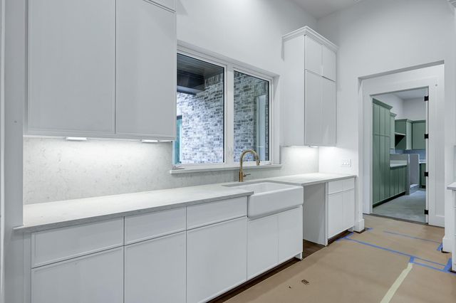 4727 Saguaro Road, Montgomery, TX 77316