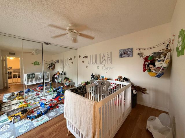 1021 Springdale Circle, Palm Springs, FL 33461