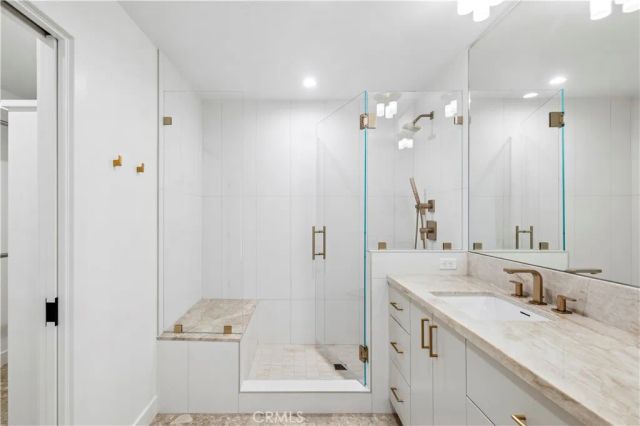 403 Serra Drive, Corona Del Mar, CA 92625