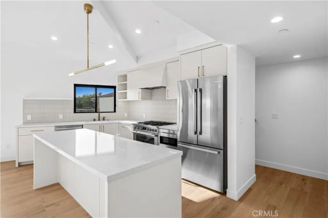 403 Serra Drive, Corona Del Mar, CA 92625