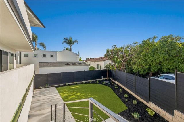 403 Serra Drive, Corona Del Mar, CA 92625