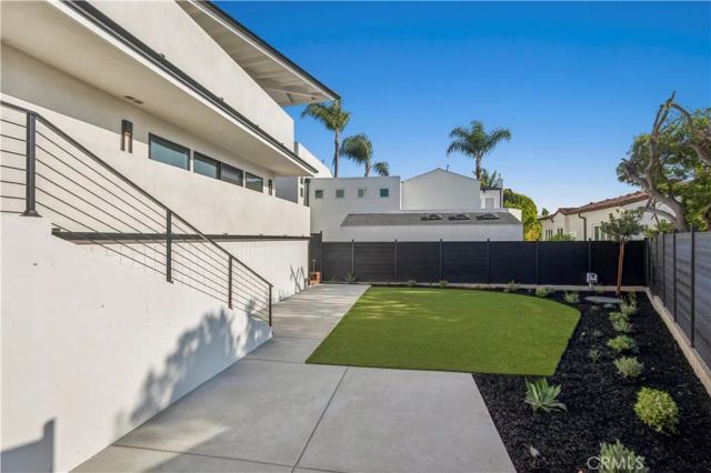 403 Serra Drive, Corona Del Mar, CA 92625