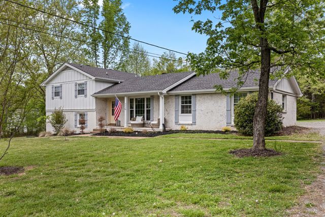 323 Kimberly Ct, Mount Juliet, TN 37122