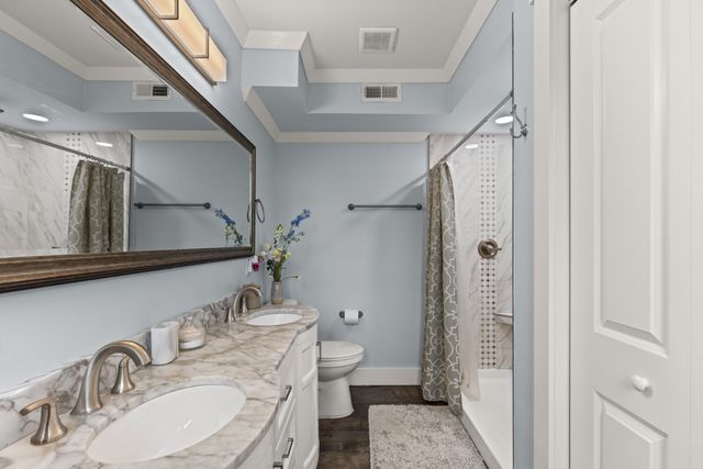 323 Kimberly Ct, Mount Juliet, TN 37122