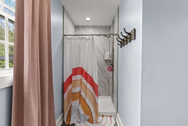 323 Kimberly Ct, Mount Juliet, TN 37122