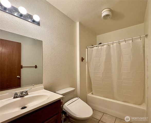 2214 Eastend NW, Olympia, WA 98502