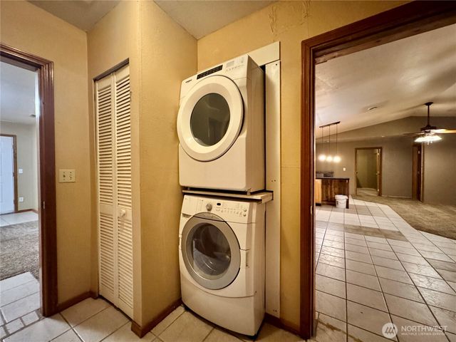 2214 Eastend NW, Olympia, WA 98502