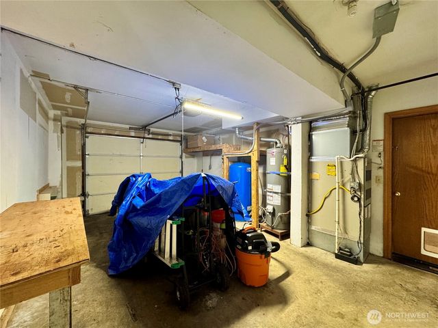 2214 Eastend NW, Olympia, WA 98502