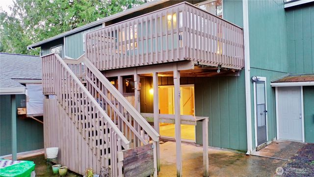 2214 Eastend NW, Olympia, WA 98502