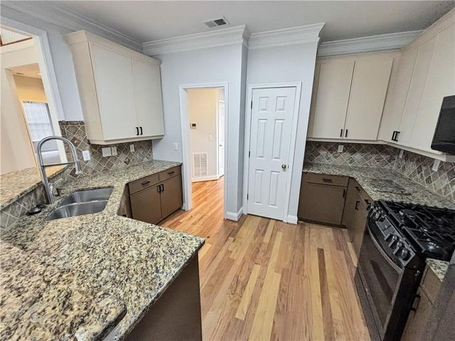 5312 Vinings Lake View SW, Mableton, GA 30126