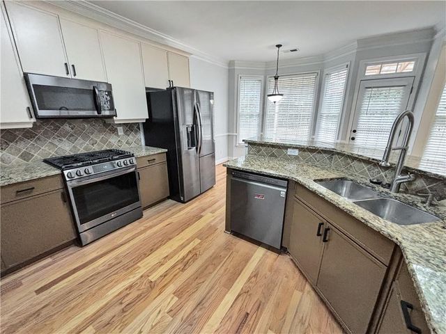 5312 Vinings Lake View SW, Mableton, GA 30126