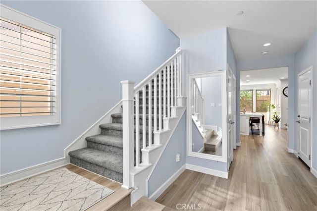 85 Rembrandt, Irvine, CA 92620