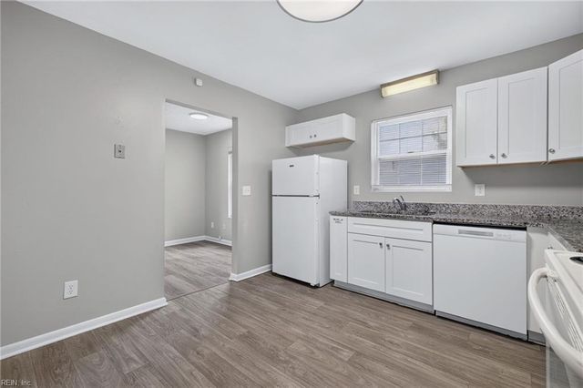 322 S Curry ST, Hampton, VA 23663