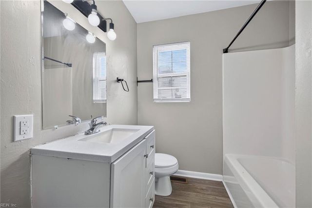 322 S Curry ST, Hampton, VA 23663