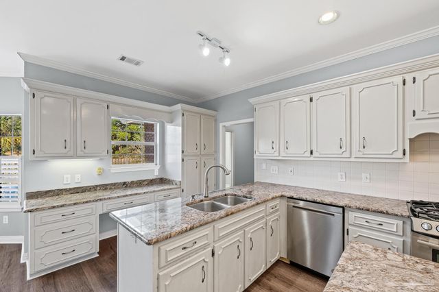 4550 La Jolla, Pensacola, FL 32504