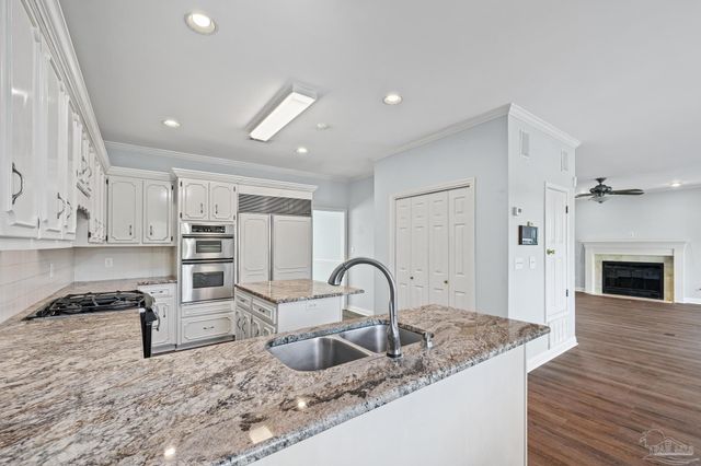 4550 La Jolla, Pensacola, FL 32504