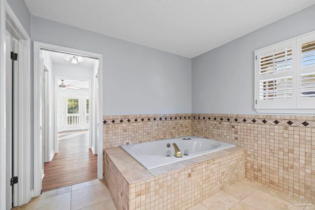 4550 La Jolla, Pensacola, FL 32504