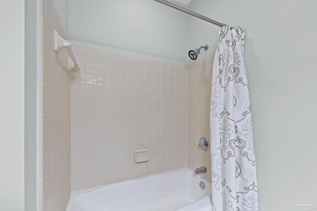 4550 La Jolla, Pensacola, FL 32504