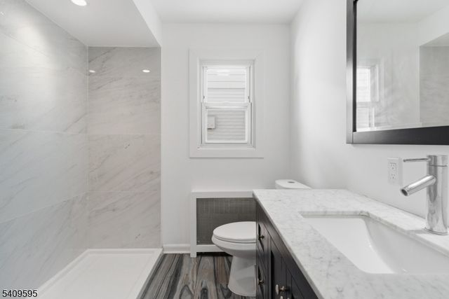 263 E 25Th St, Paterson City, NJ 07514