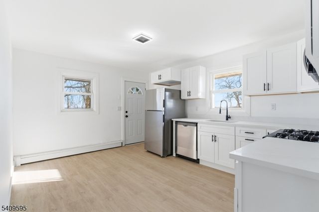 263 E 25Th St, Paterson City, NJ 07514